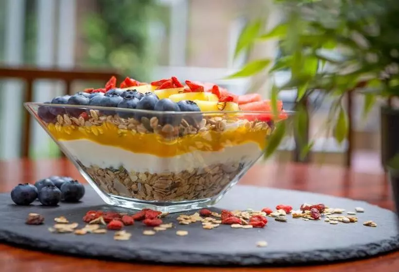 اتاق خانوادگی, Clayton Hotel Galway