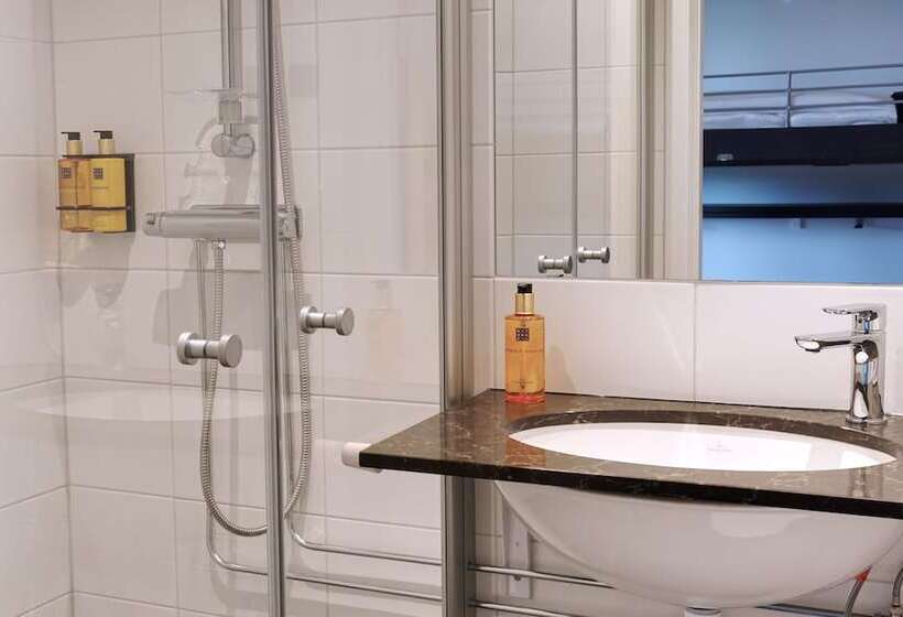 Perhehuone, First Hotel Jönköping