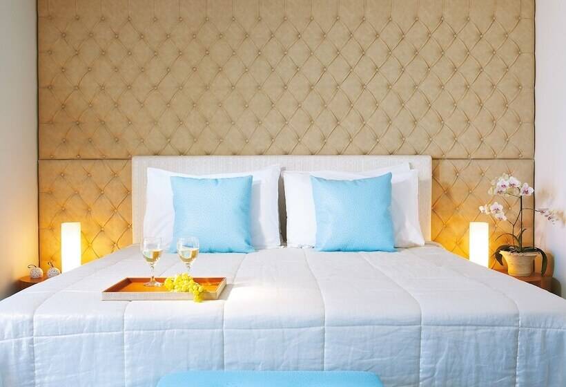 Superior swim-up room, Amirandes, A Grecotel Resort To Live