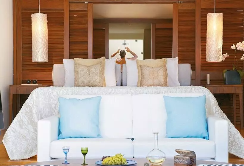 オーシャンビューデラックスジュニアスイート, Amirandes, A Grecotel Resort To Live