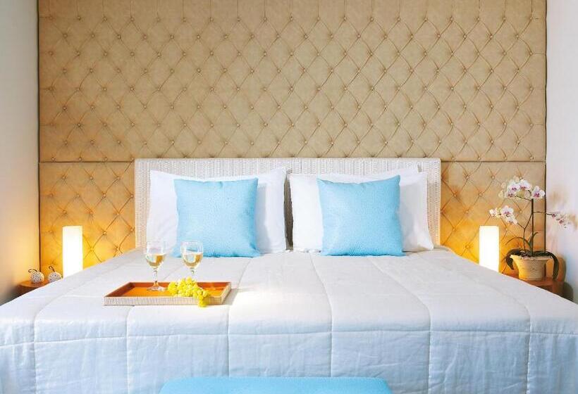 Superior swim-up room, Amirandes, A Grecotel Resort To Live