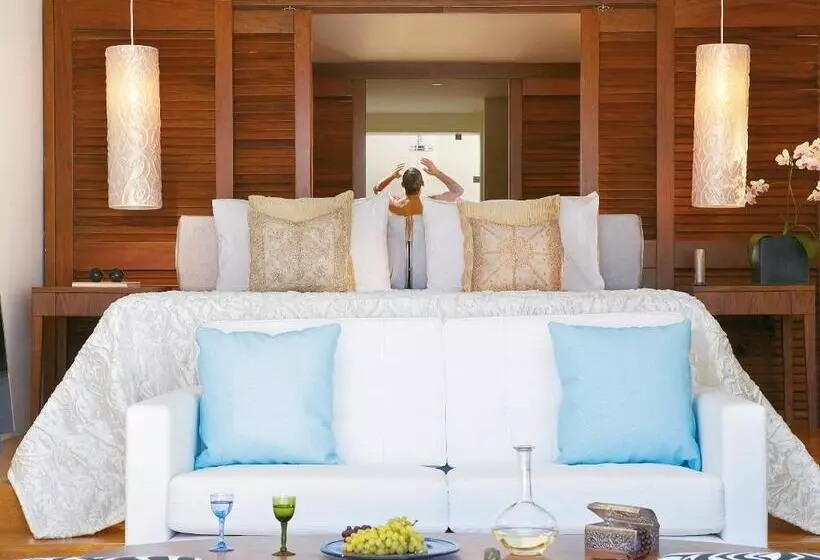 オーシャンビューデラックスジュニアスイート, Amirandes, A Grecotel Resort To Live