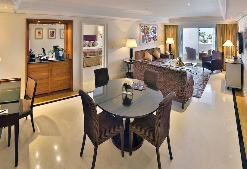 Люкс Сеньор, L  Amphitrite Palace Resort & Spa