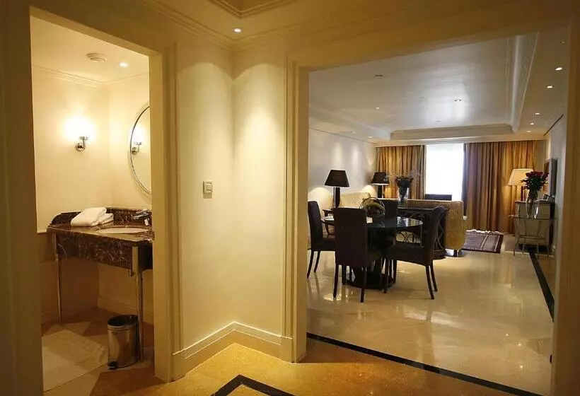 سوئیت سینیور, L  Amphitrite Palace Resort & Spa