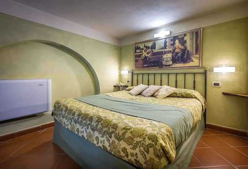 Juniorsviitti, Il Borgo Di Villa Castelletti Country