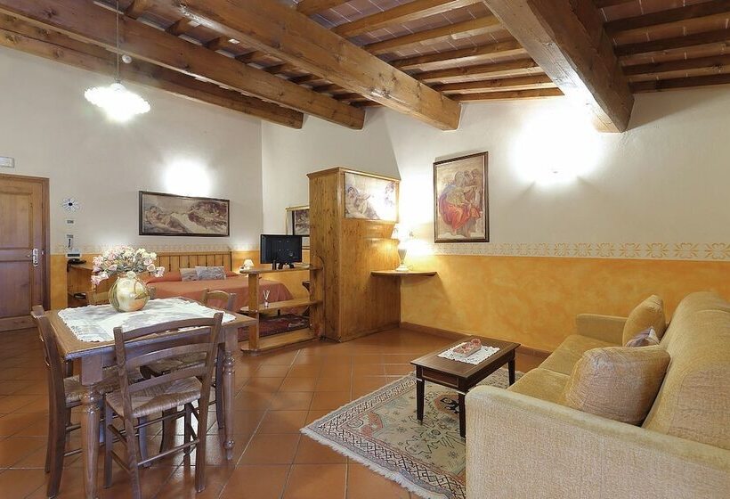 Полулюкс, Il Borgo Di Villa Castelletti Country