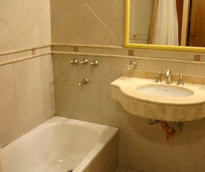 غرفة كلاسيكية, Cordon Del Plata