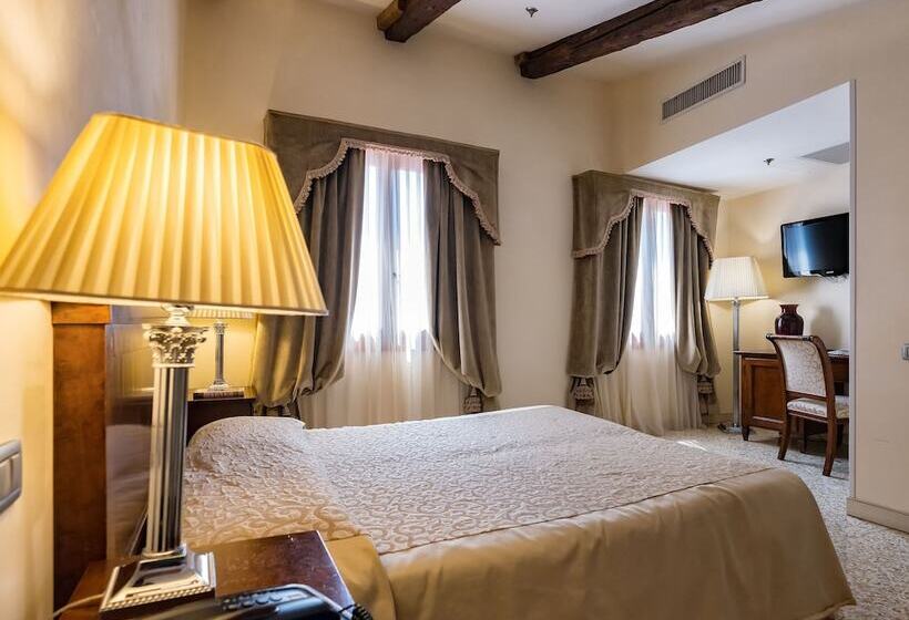 اتاق استاندارد پلاس, Dell'opera