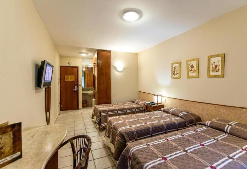 غرفة قياسية ثلاثية, Dividivi Praia