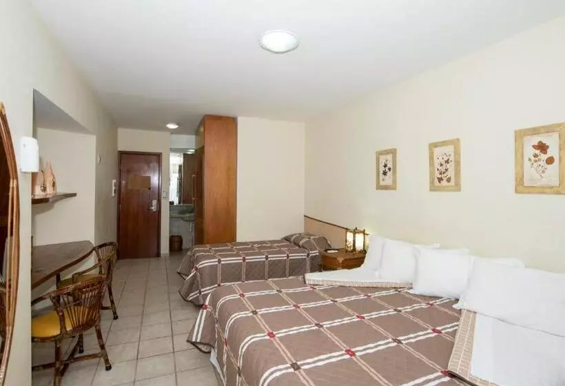 اتاق استاندارد سه نفره, Dividivi Praia
