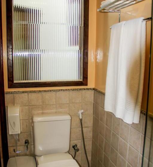 غرفة قياسية رباعية, Dividivi Praia