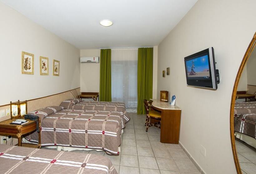 غرفة قياسية, Dividivi Praia