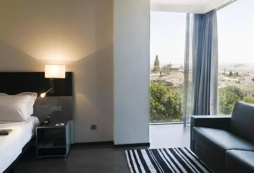سوییت جونیور, Eurostars Palace