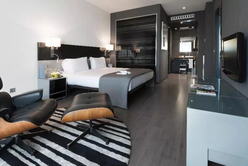 اتاق استاندارد, Eurostars Palace