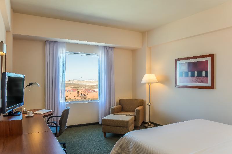 キングサイズベッドのスーペリアルーム, Fiesta Inn Tijuana Otay Aeropuerto