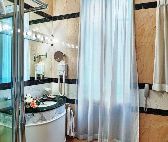 חדר דלוקס, Grand Hotel Wagner