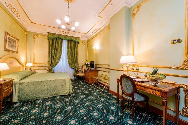 デラックストリプルルーム, Grand Hotel Wagner