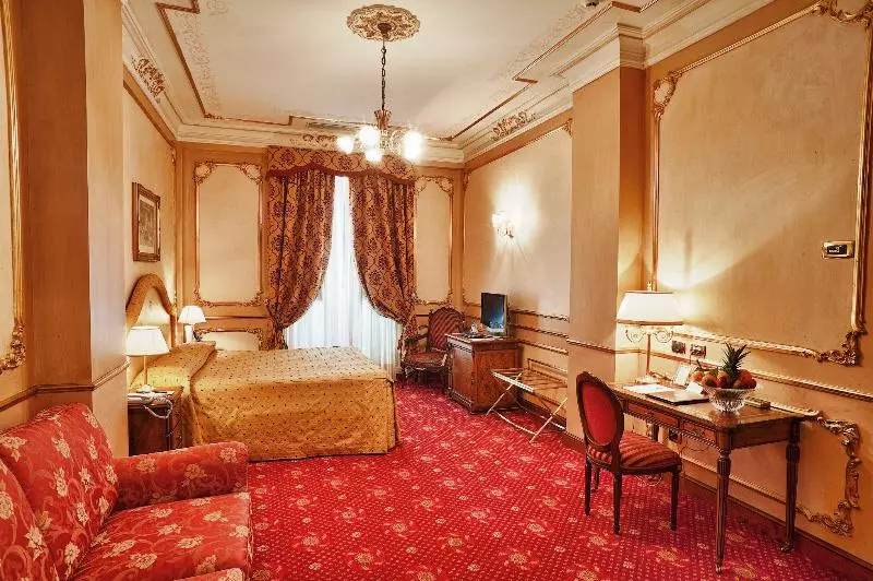 デラックストリプルルーム, Grand Hotel Wagner