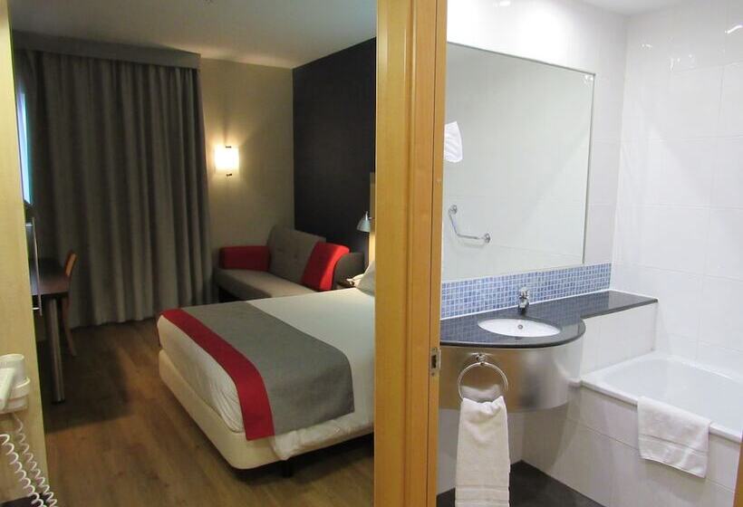 اتاق استاندارد, Holiday Inn Express Málaga Airport, An Ihg