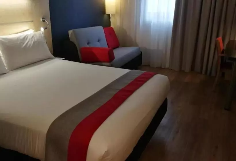 اتاق استاندارد, Holiday Inn Express Málaga Airport, An Ihg