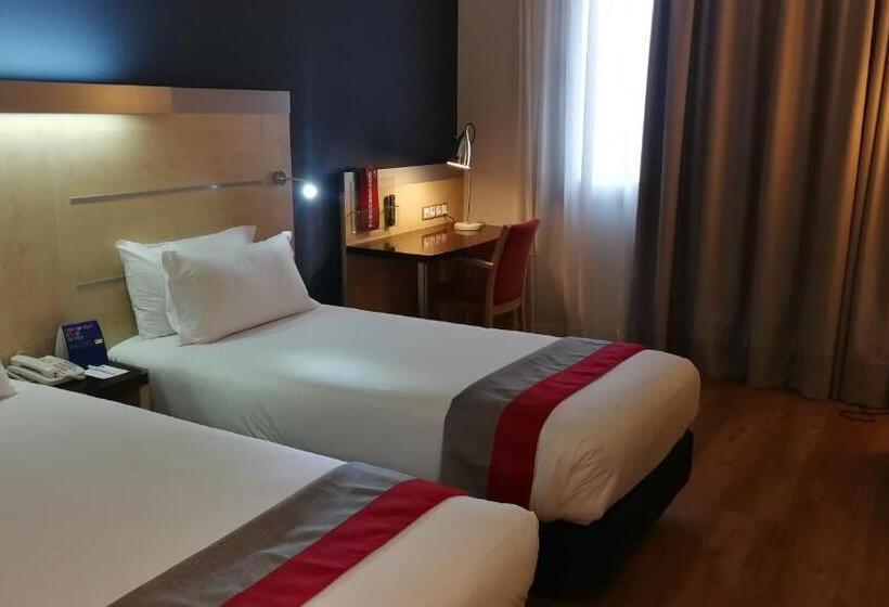 اتاق استاندارد, Holiday Inn Express Málaga Airport, An Ihg