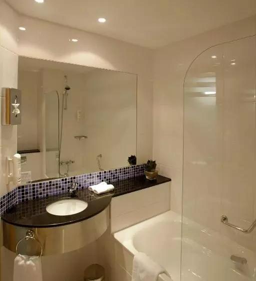 اتاق خانوادگی, Holiday Inn Express Málaga Airport, An Ihg
