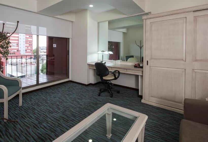 デラックススイート, Holiday Inn & Suites Mexico Zona Reforma, An Ihg