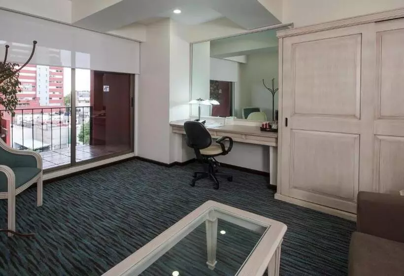 سوییت لوکس, Holiday Inn & Suites Mexico Zona Reforma, An Ihg