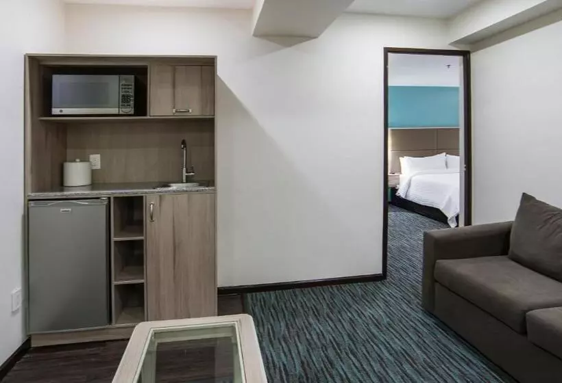 سوئیت دلوکس 2 خوابه, Holiday Inn & Suites Mexico Zona Reforma, An Ihg