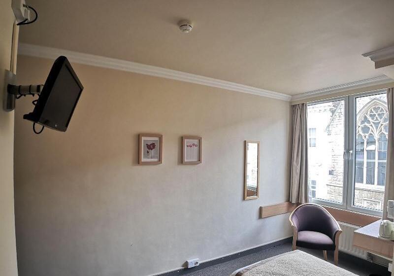 标准单人间, Lancaster Hall