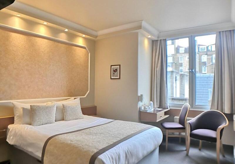 基本间, Lancaster Hall