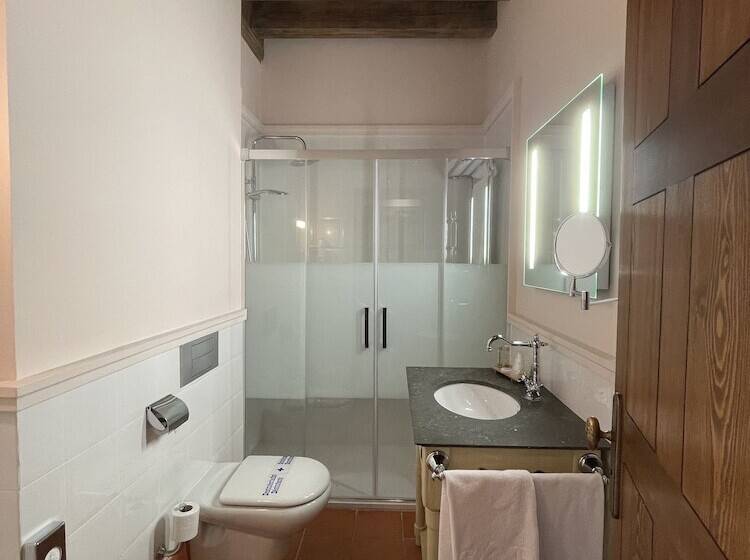 اتاق استاندارد, San Antonio El Real