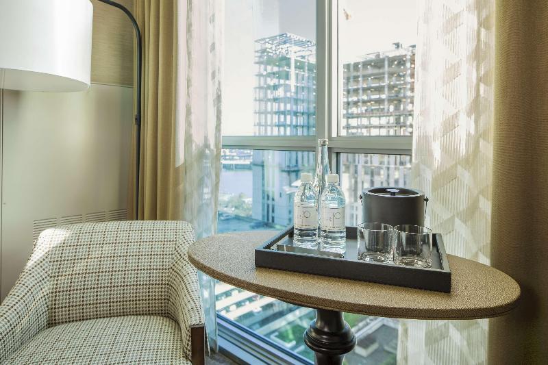 带按摩浴盆的套房, The Sarann Sha Extra Plus