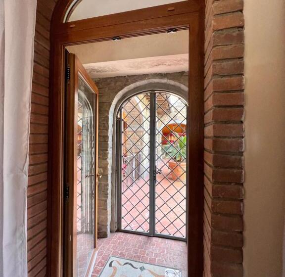 דירת חדר נוף לבריכה, Villa La Malva