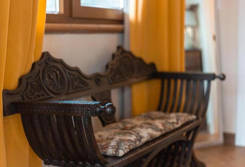 סוויטה, Villa La Malva