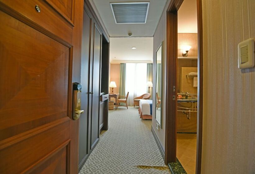 آپارتمان سوپریور 1 خوابه, Weiyat Grand