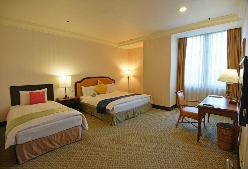 اتاق سوپریور سه تخته, Weiyat Grand