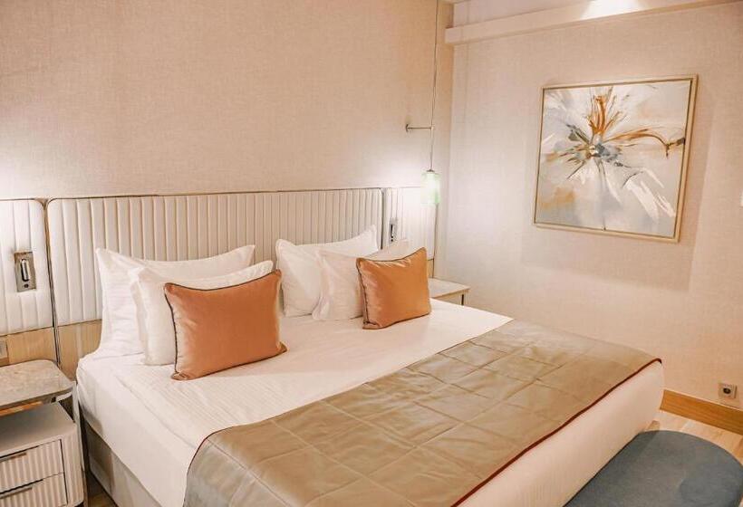 سوییت دوبلکس, Karavansaray Turkistan Harbour Hotel  Flying Theatre Access