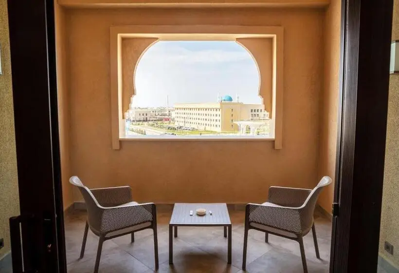 اتاق لوکس, Karavansaray Turkistan Harbour Hotel  Flying Theatre Access