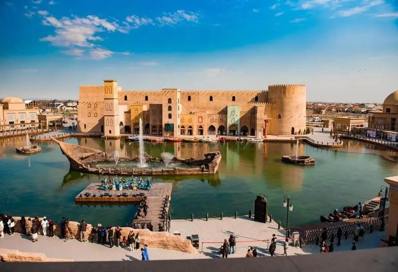 سوئیت رویال, Karavansaray Turkistan Harbour Hotel  Flying Theatre Access