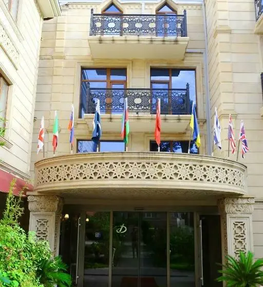 اتاق استاندارد یک نفره, Deluxe Hotel Ganja