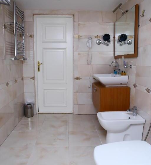 اتاق استاندارد, Deluxe Hotel Ganja