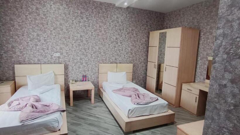 اتاق استاندارد, Deluxe Hotel Ganja