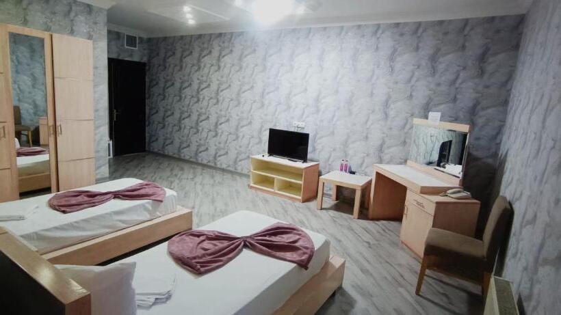 اتاق استاندارد, Deluxe Hotel Ganja