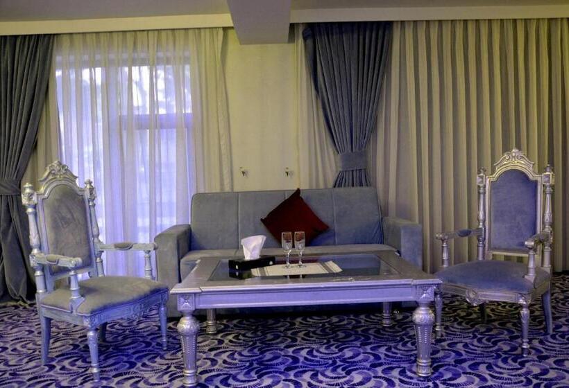 آپارتمان لوکس 1 خوابه, Deluxe Hotel Ganja
