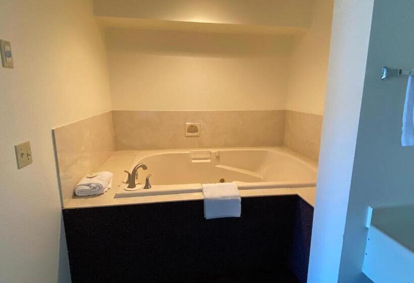 豪华房间, Bayview Inn