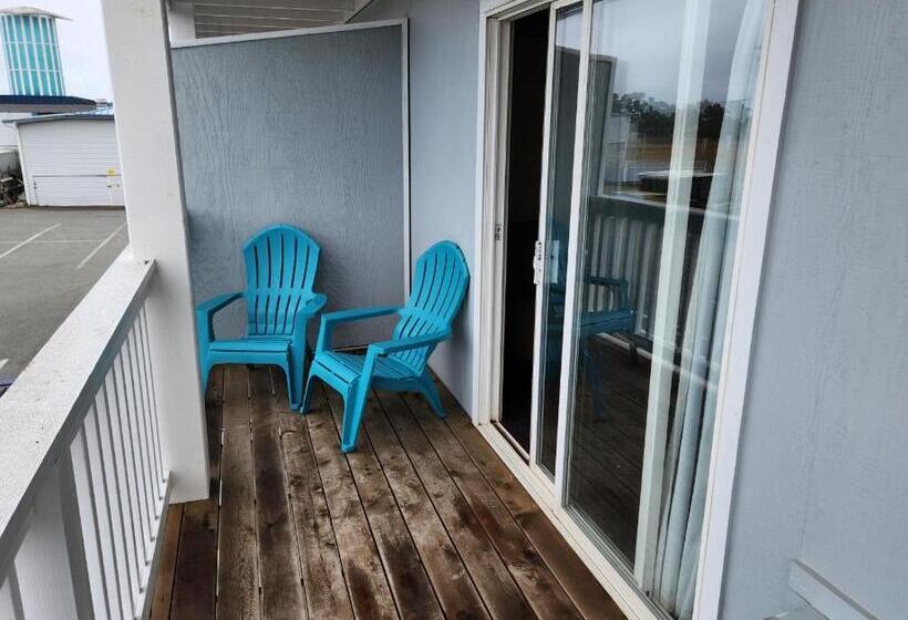 带大床的标准间, Bayview Inn