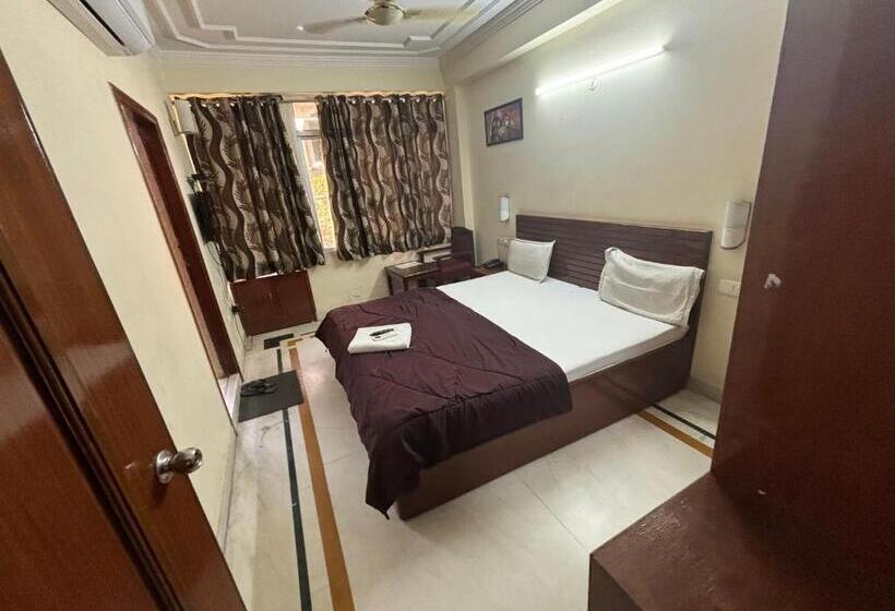 Номер Стандарт, Siddhi Vinayak Station Road Jaipur