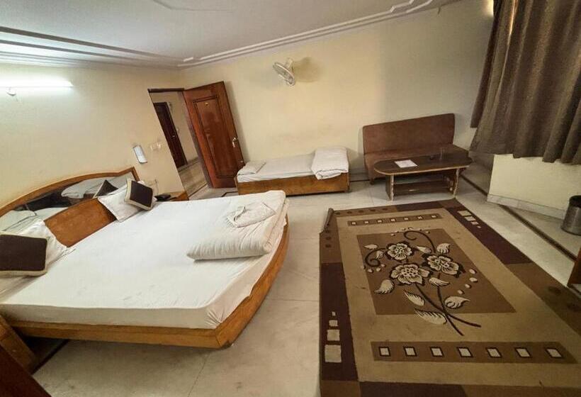 Номер Стандарт Трехместный, Siddhi Vinayak Station Road Jaipur