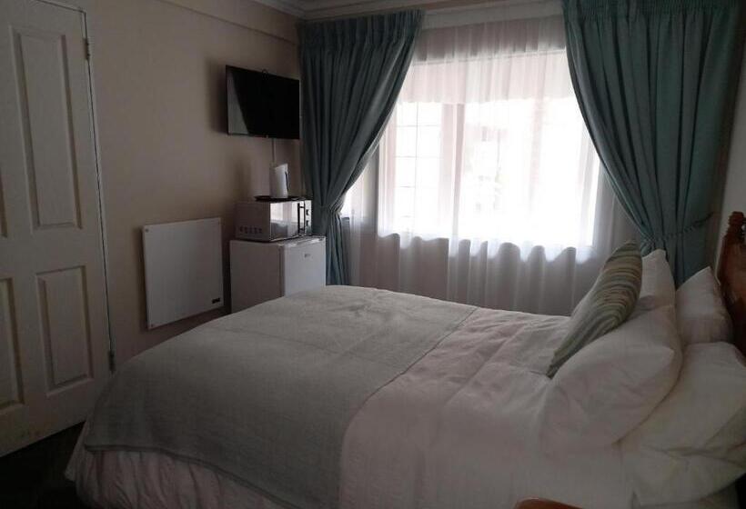 Номер Стандарт Индивидуальный, Troas Boutique